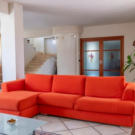 Etna Da Mare Villa *